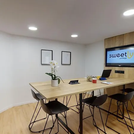 公寓式酒店 Sweetly Saint-augustin 3*